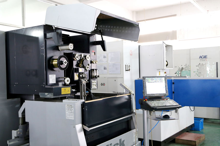 Inhouse Mold and Tooling